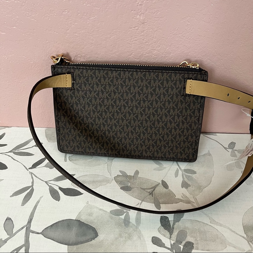 Michael Korrs Brown Belt Bag with Gold Chain XS - Picture 3 of 3